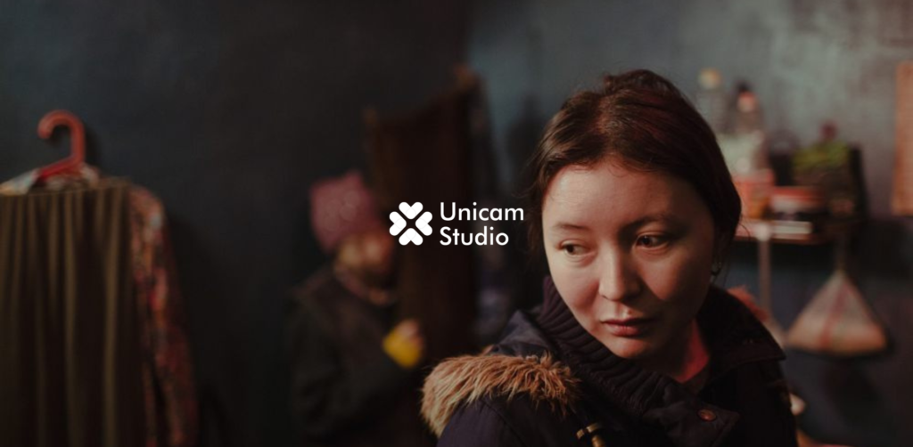 Tips Menangkap Momen Emosional dalam Fotografi