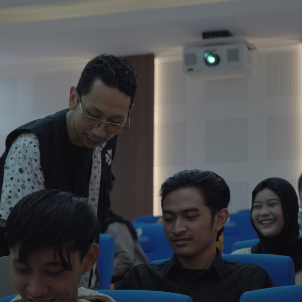 Dengan portofolio yang kaya, kami mampu menghadirkan solusi kreatif yang relevan dan sesuai tren terkini. Kami terus berinovasi untuk memastikan bahwa setiap hasil karya mencerminkan profesionalisme dan memenuhi kebutuhan spesifik klien. Komitmen kami terhadap kualitas memungkinkan kami menghasilkan konten berdampak tinggi yang memenuhi ekspektasi.