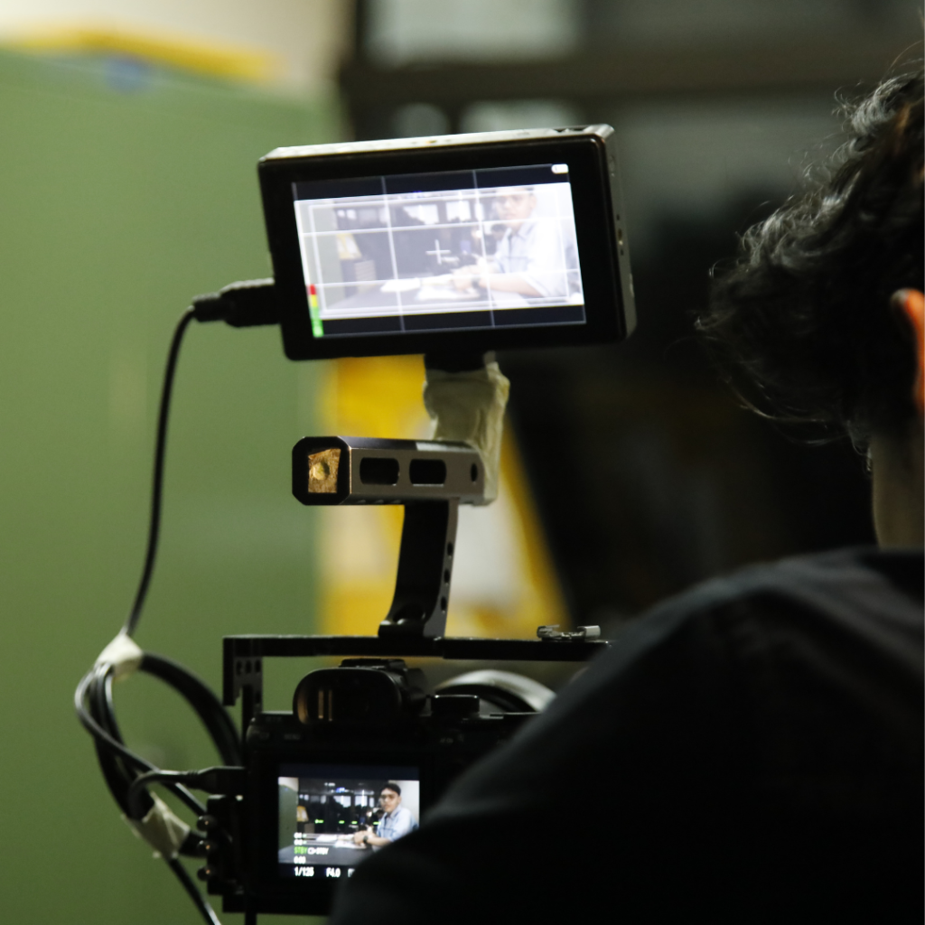 Video yang kami rancang secara profesional mampu meningkatkan kepercayaan calon klien terhadap perusahaan Anda. Konten visual yang menarik lebih efektif dibandingkan media lainnya, membantu perusahaan Anda menonjol di tengah persaingan. Melalui video company profile, kami membantu perusahaan Anda membangun citra positif, menyampaikan informasi secara efektif, dan menjalin hubungan lebih kuat dengan audiens.