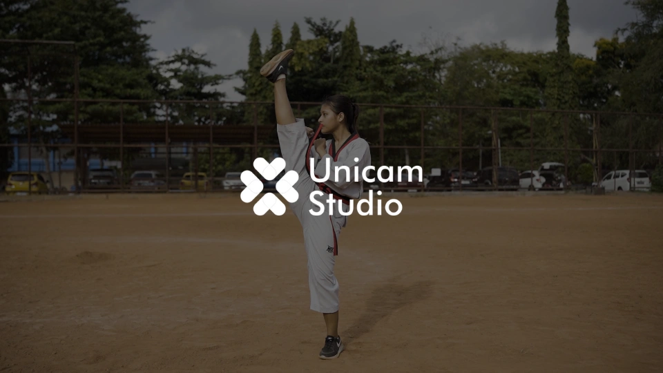 Jasa Projection Mapping Semarang - UNICAM STUDIO menghadirkan layanan visual mapping 3D, pertunjukan lampu interaktif, dan visual imersif.