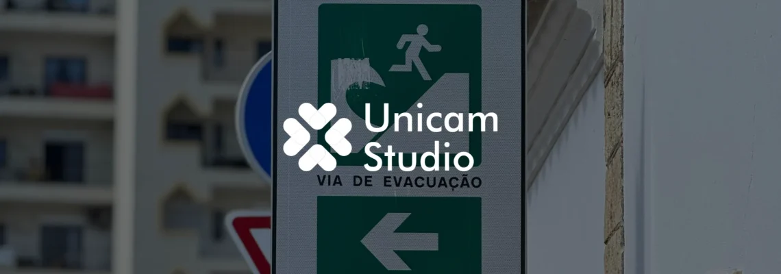 Jasa Video Simulasi 3D Evakuasi Unicam Studio. Pelatihan keselamatan 3D realistis memastikan karyawan siap menghadapi darurat.